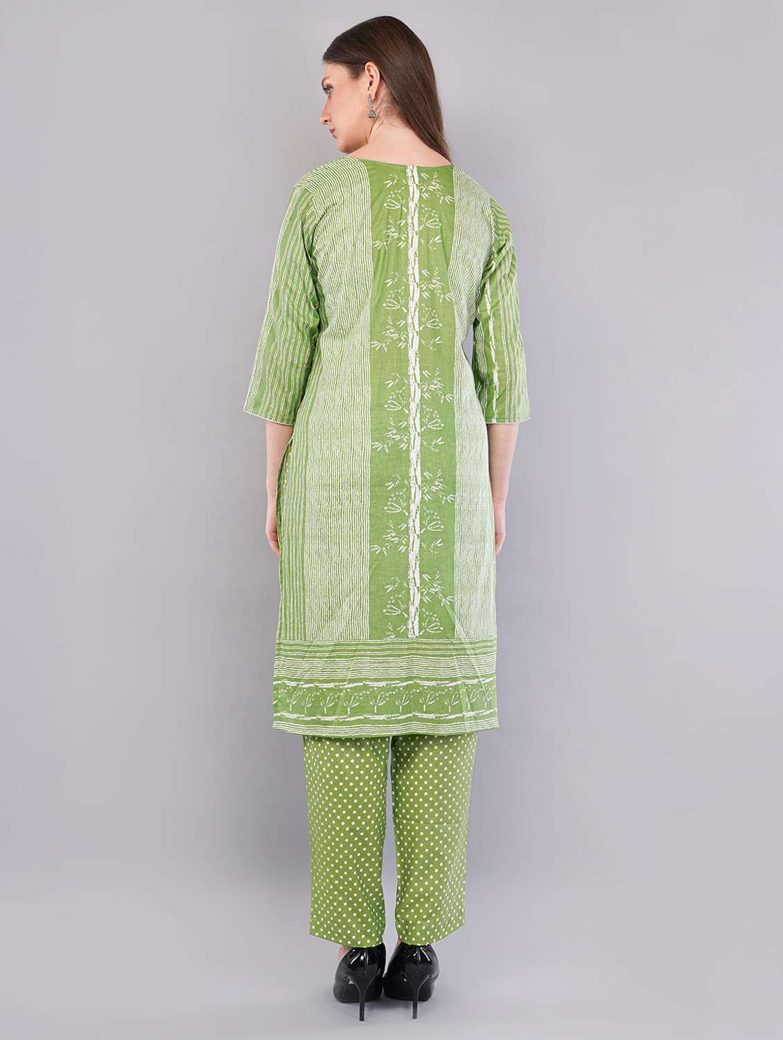 women three quarter sleeve kurta pant with dupatta set - 21786761 -  Standard Image - 3