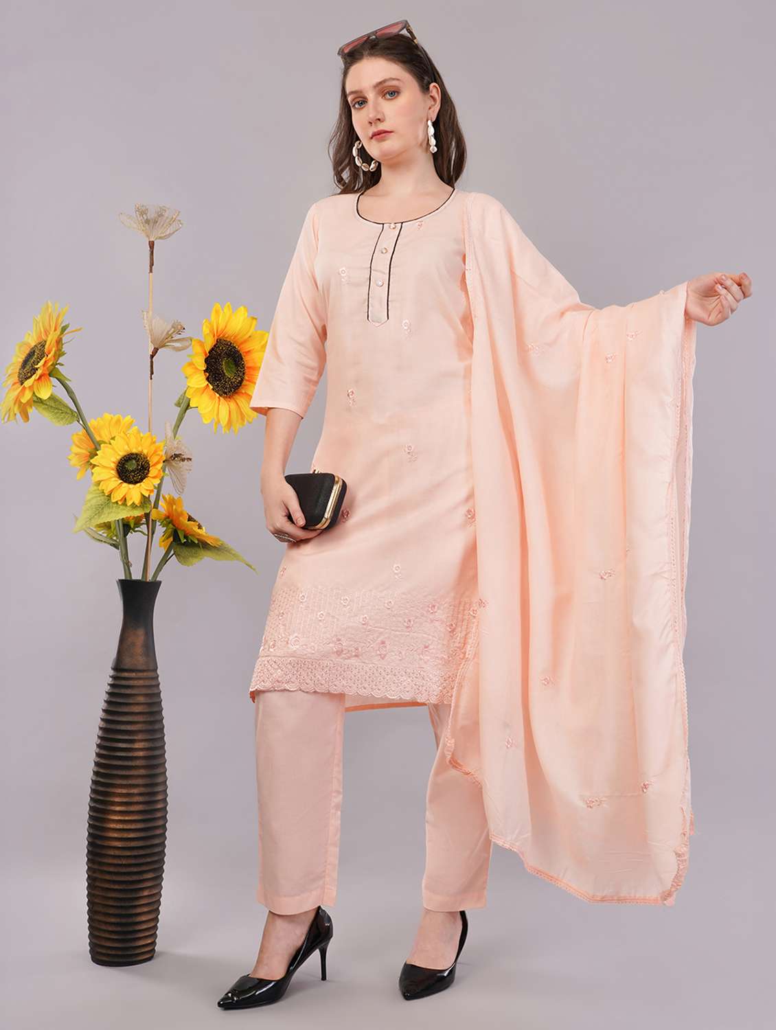 women three quarter sleeve kurta pant with dupatta set