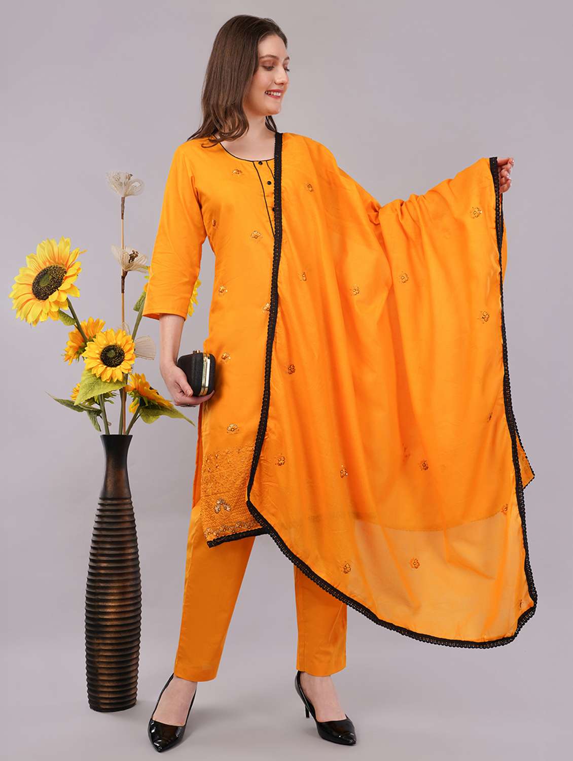 women three quarter sleeve kurta pant with dupatta set