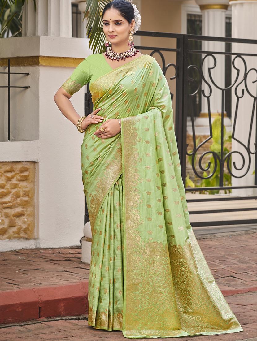 women self design banarasi festive wear saree with blouse - 21789621 - Zoom Image - 0