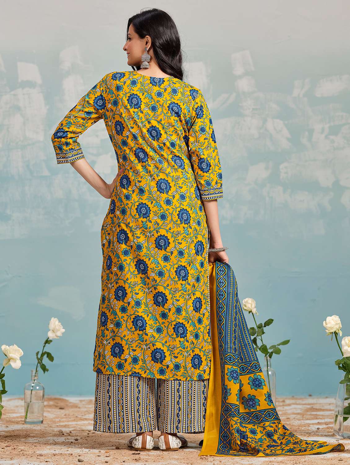 women three quarter sleeve kurta palazzo with dupatta set - 21794190 -  Standard Image - 3