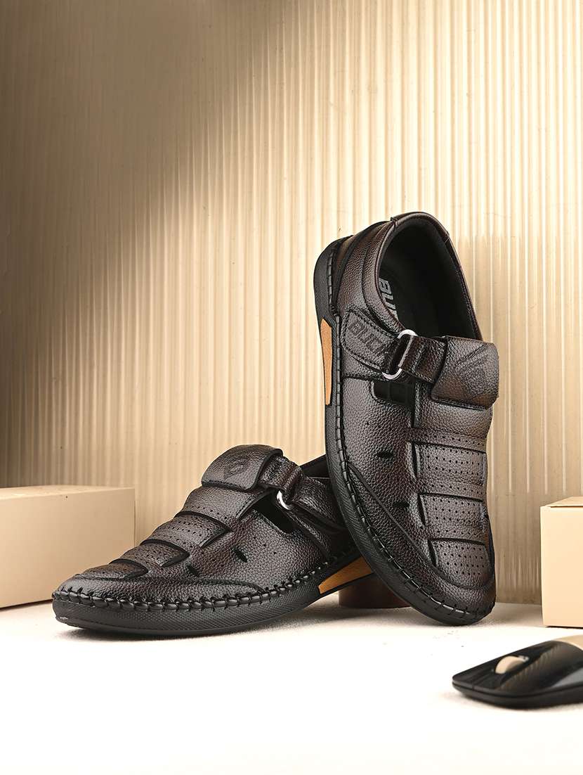 men brown fisherman sandal - 21794226 -  Zoom Image - 0