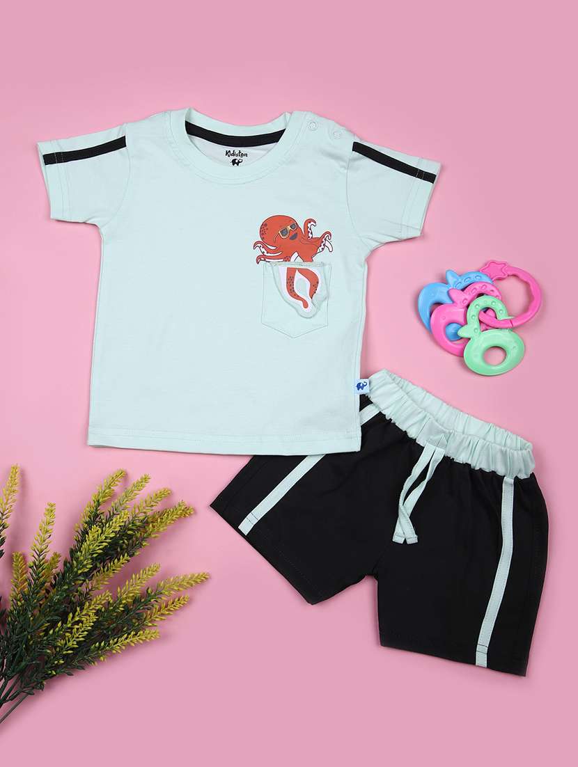 boys printed t-shirt and short set