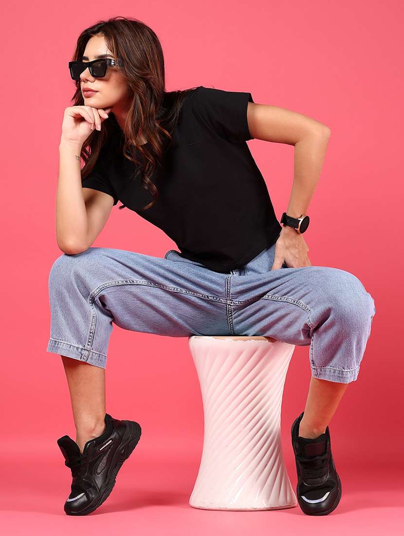 women solid short sleeves crop t-shirt - 21795108 -  Standard Image - 5