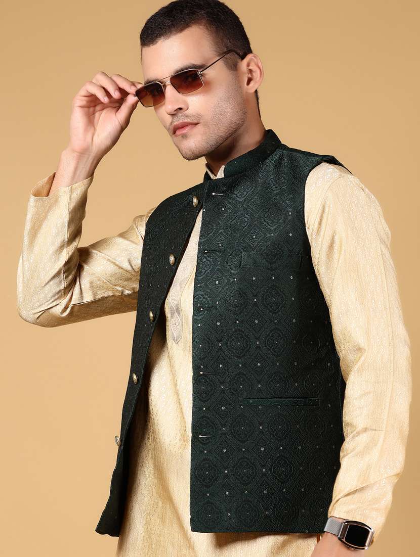 men self designed sleeveless nehru jacket