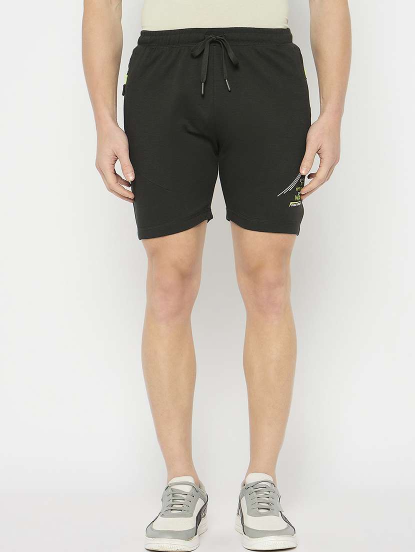 men solid mid rise regular fit short - 21797011 -  Zoom Image - 0