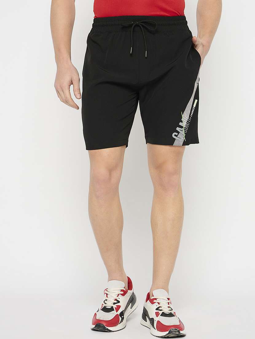 men tapered mid rise short