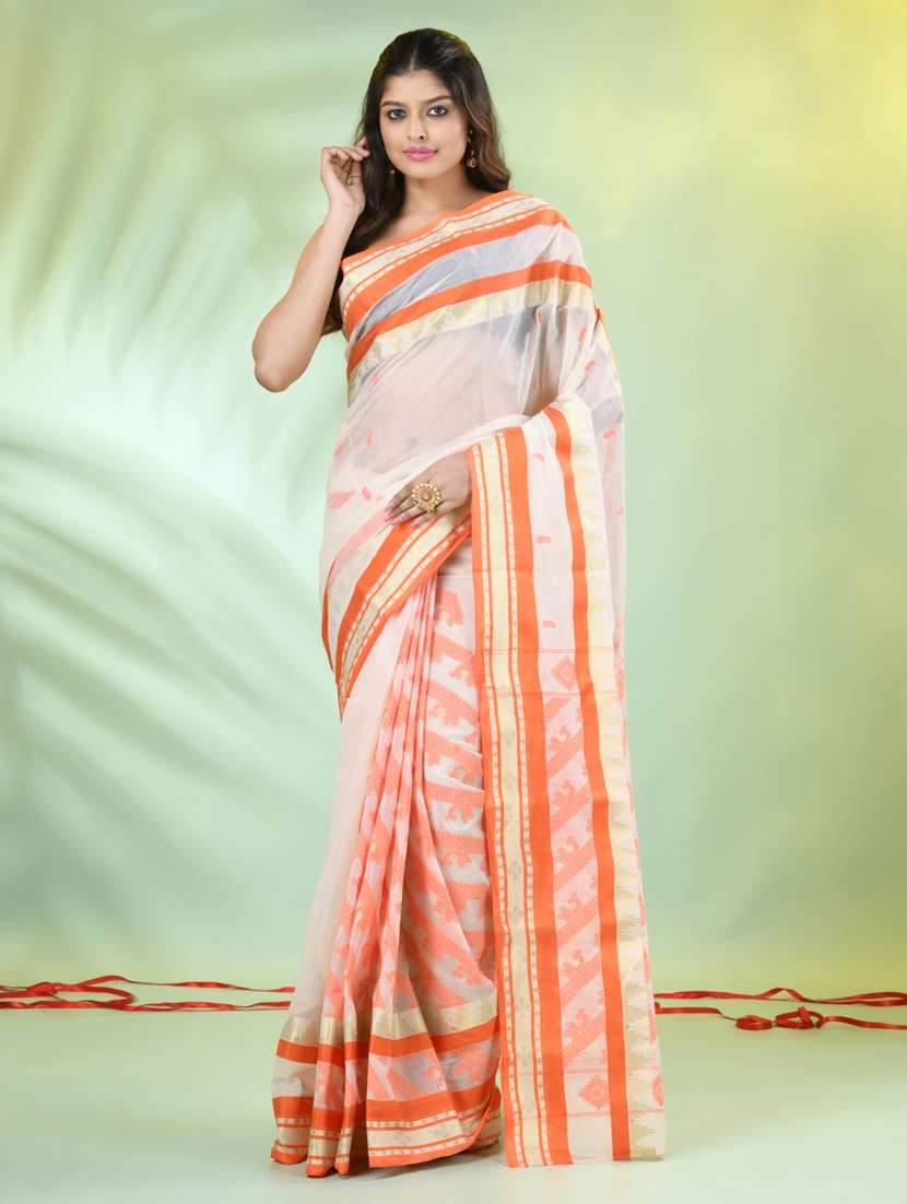 women self design handloom saree - 21839462 -  Zoom Image - 0