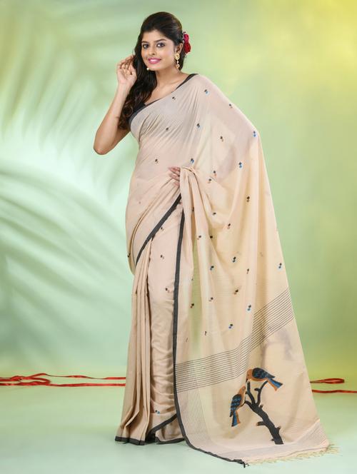 women beige handloom saree with blouse - 21839473 - Standard Image - 0