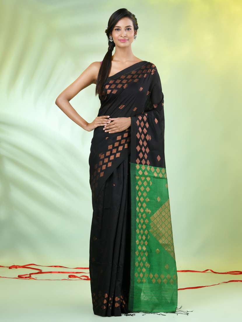 women self design zari weave handloom saree with blouse
