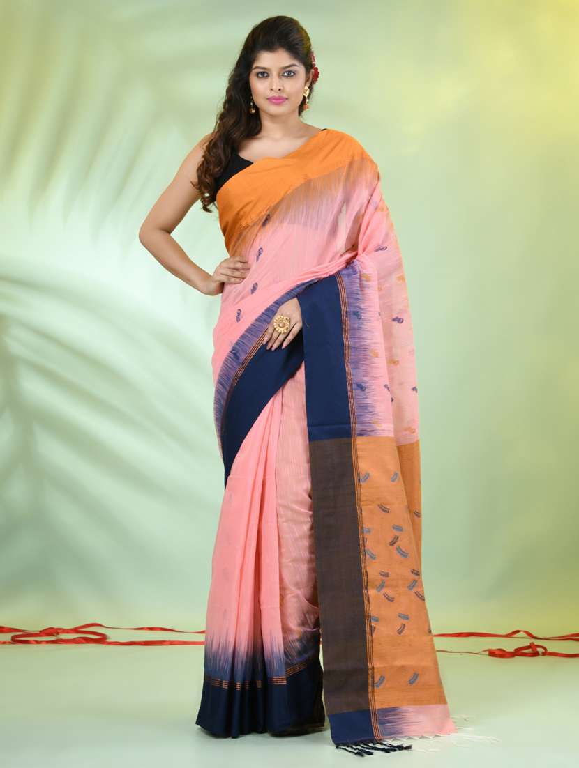 women self design handloom saree with blouse
