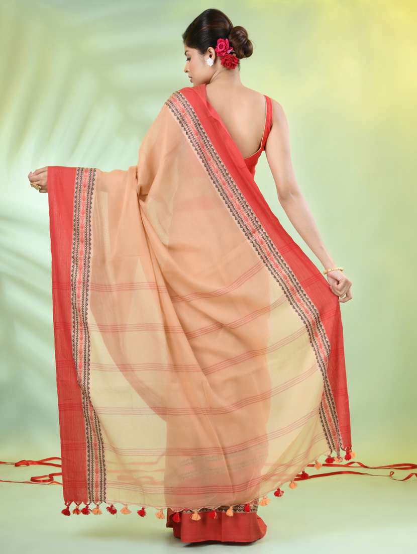 women beige handloom saree with blouse - 21839575 - Standard Image - 3