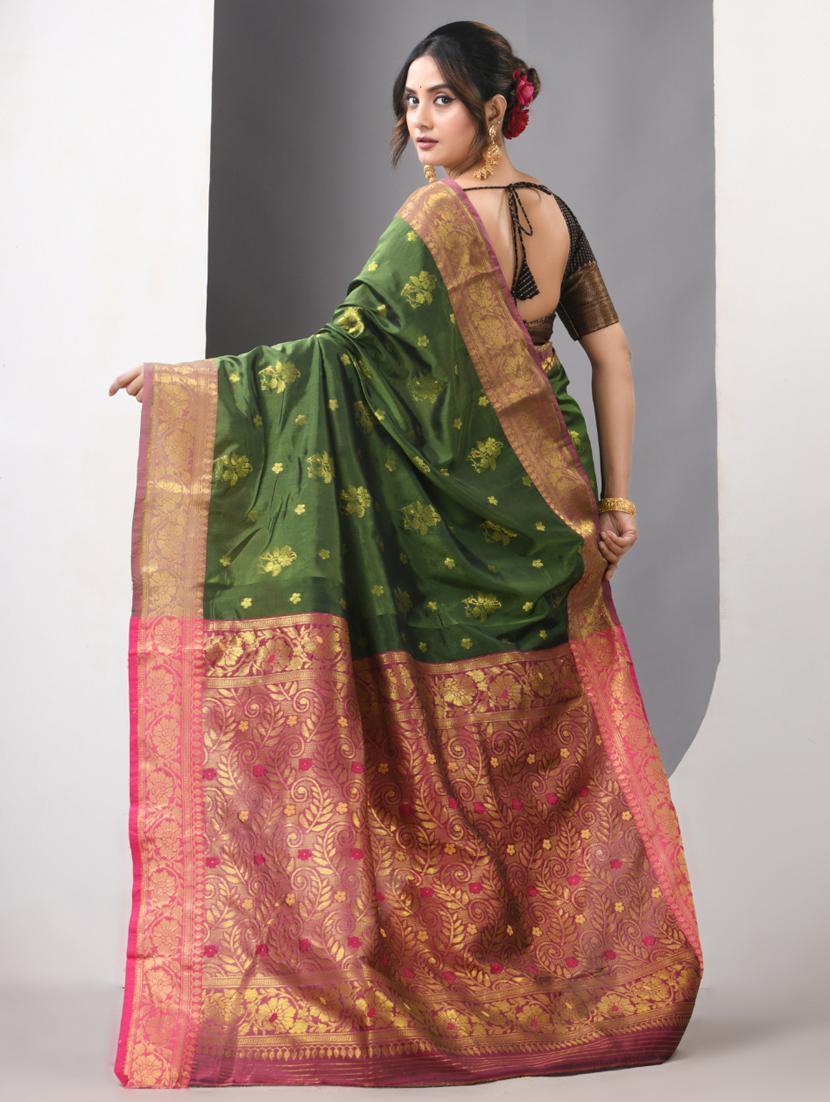 women self design bordered saree with blouse - 21839601 - Standard Image - 3