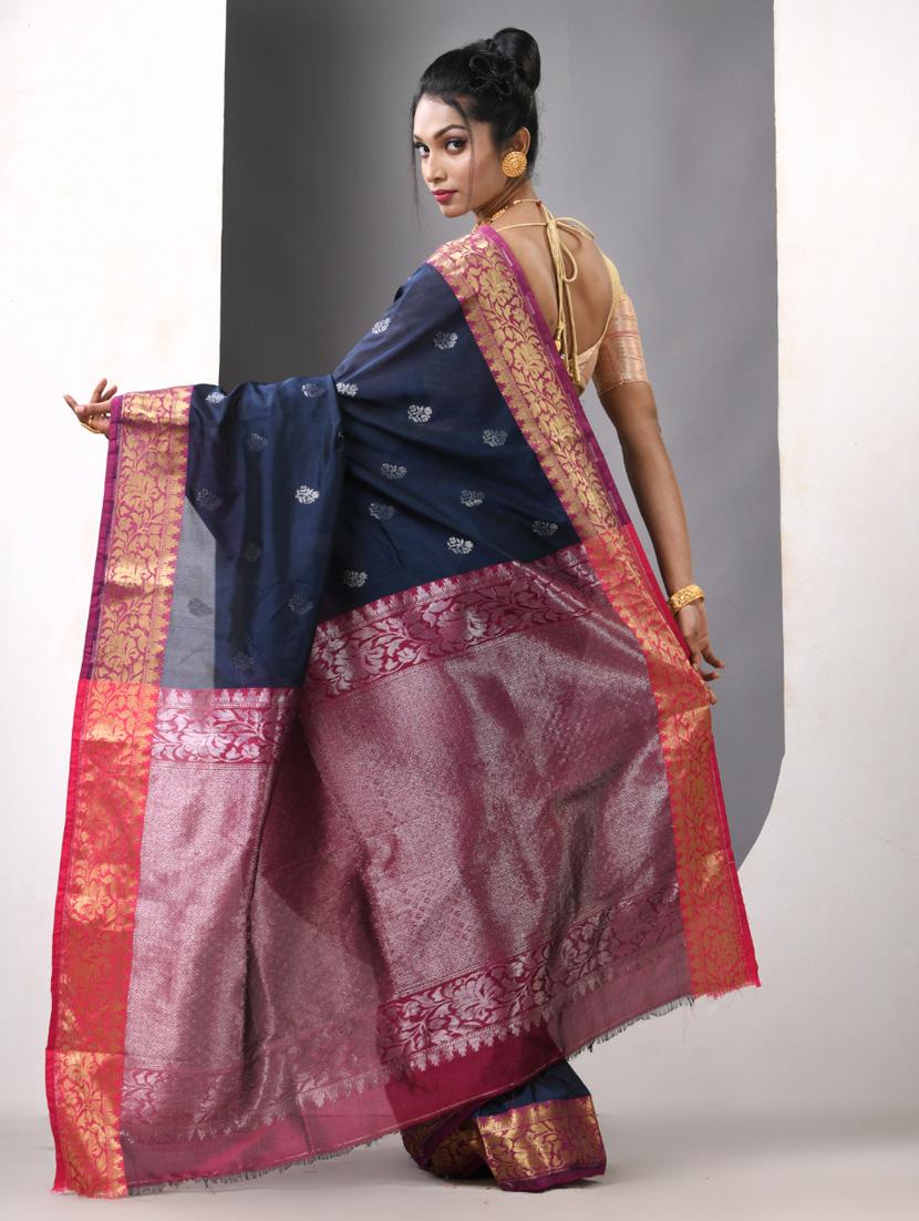 women self design bordered saree with blouse - 21839611 - Standard Image - 3