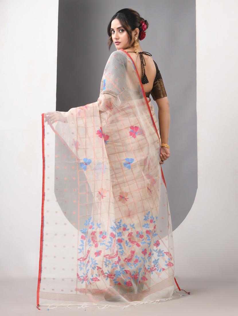 women self design handloom saree with blouse - 21839627 - Standard Image - 3