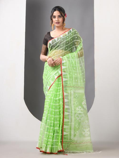 women self design handloom saree with blouse - 21839643 - Standard Image - 0