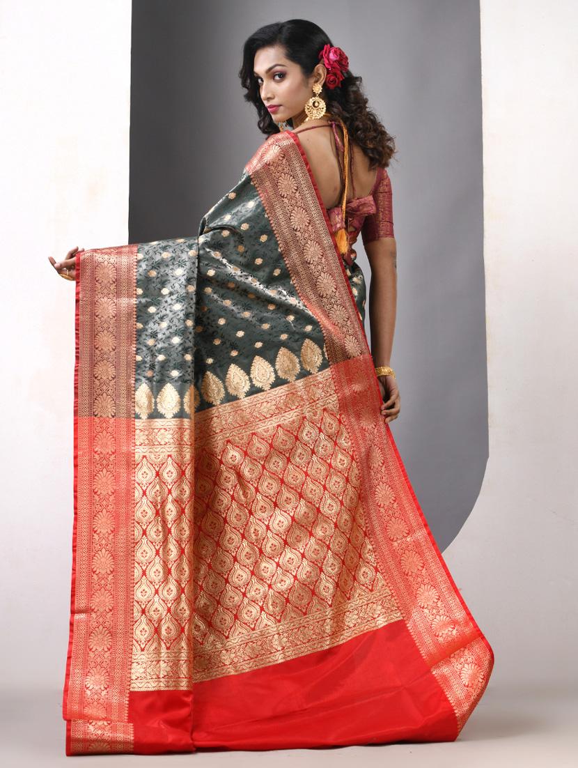 women self design banarasi saree with blouse - 21839674 - Standard Image - 3