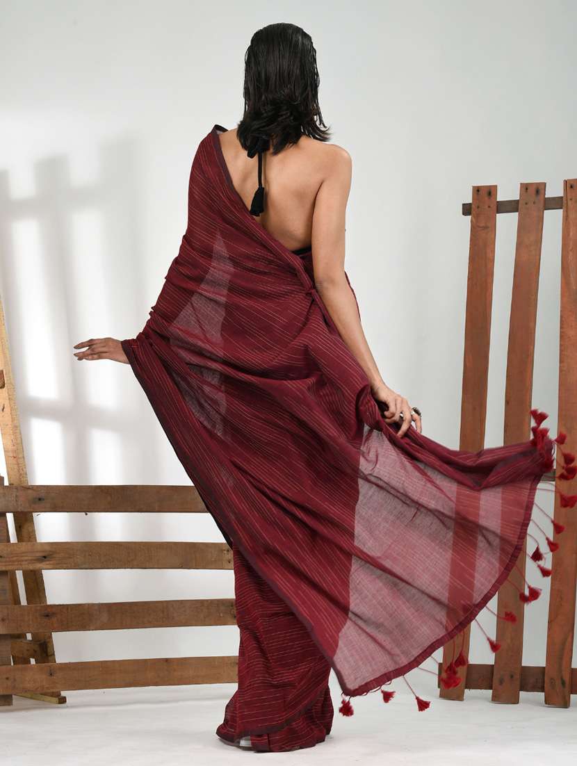 women maroon handloom saree with blouse - 21839783 -  Standard Image - 3