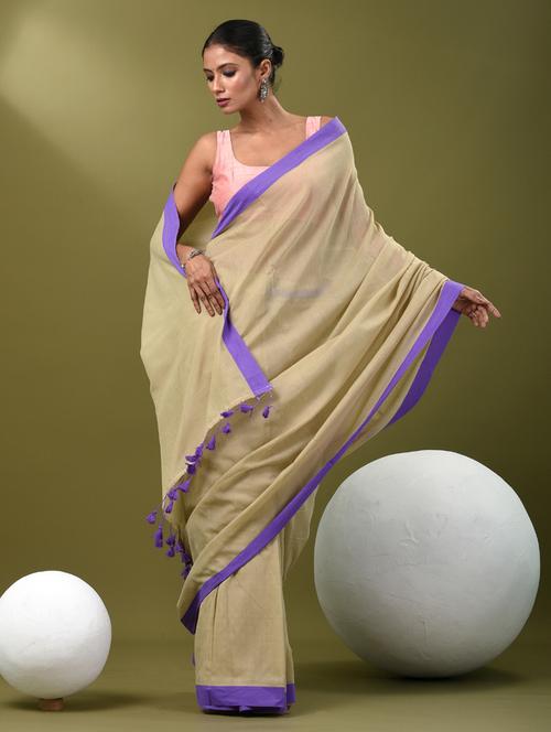 women beige handloom saree with blouse - 21839798 - Standard Image - 0