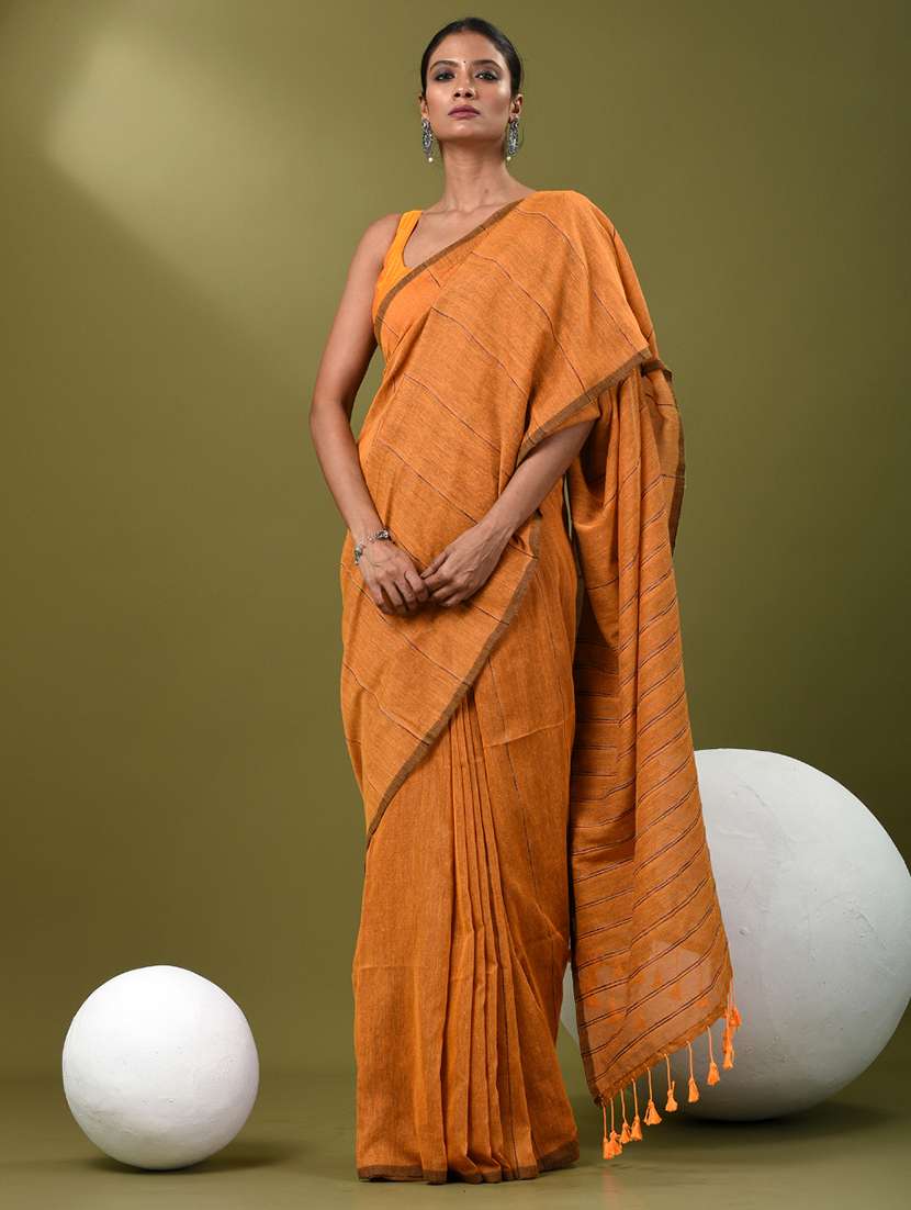 women striped handloom saree with blouse - 21839818 -  Zoom Image - 0