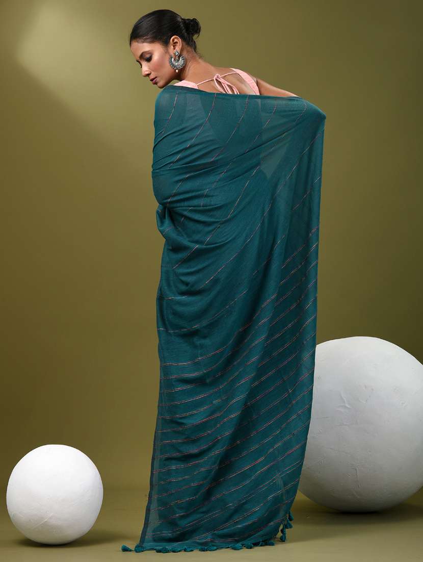 women striped handloom saree with blouse - 21839822 -  Standard Image - 3