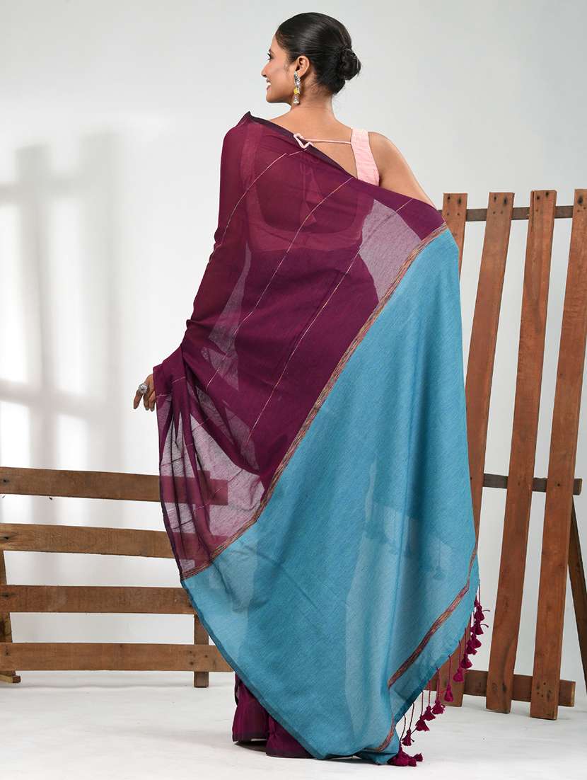 women striped handloom saree with blouse - 21839835 -  Standard Image - 3