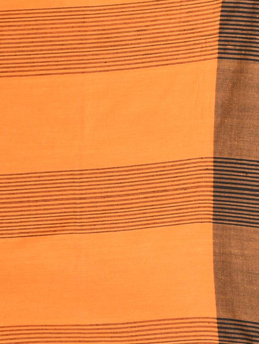 women striped handloom saree with blouse - 21839842 -  Standard Image - 5