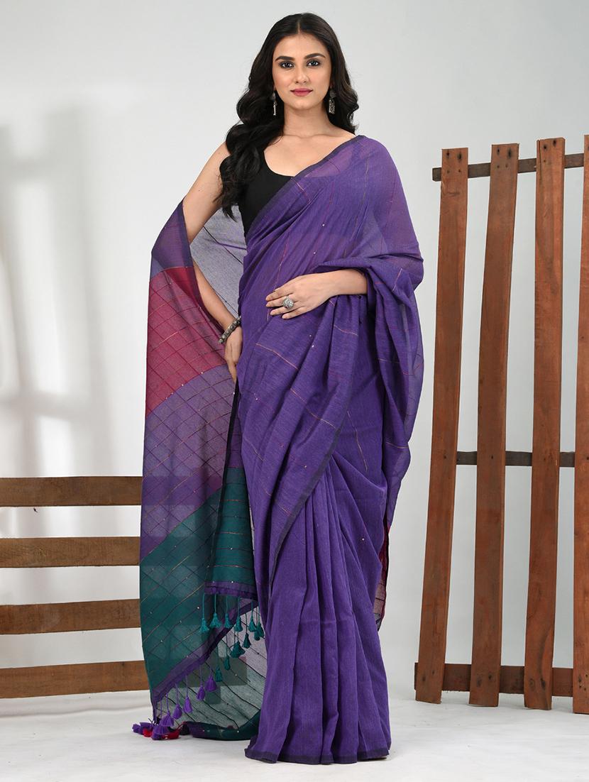 women striped handloom saree with blouse - 21839853 -  Zoom Image - 0