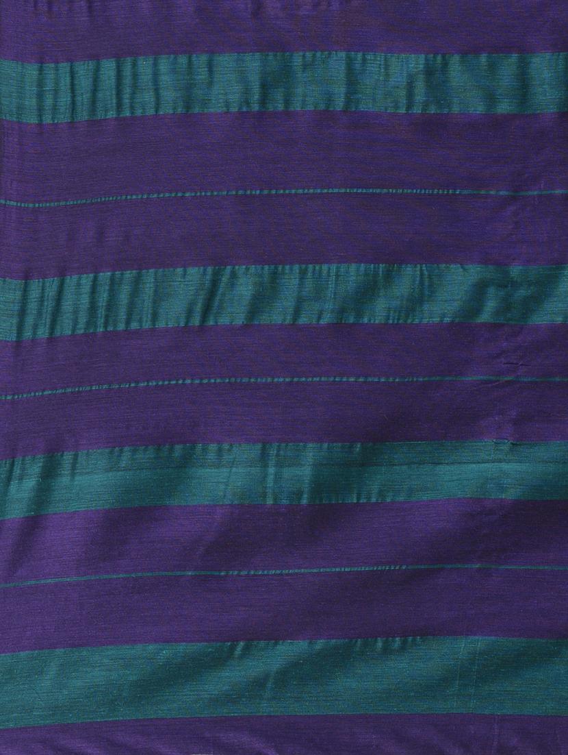 women striped handloom saree with blouse - 21839863 - Standard Image - 5