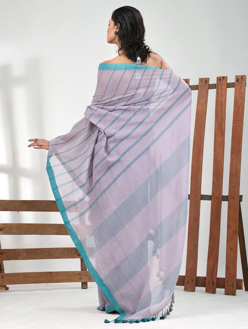 women striped handloom saree with blouse - 21839872 - Standard Image - 3