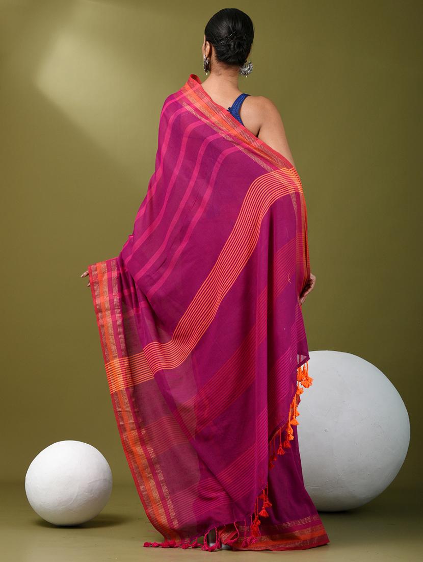 women striped handloom saree with blouse - 21839874 - Standard Image - 3