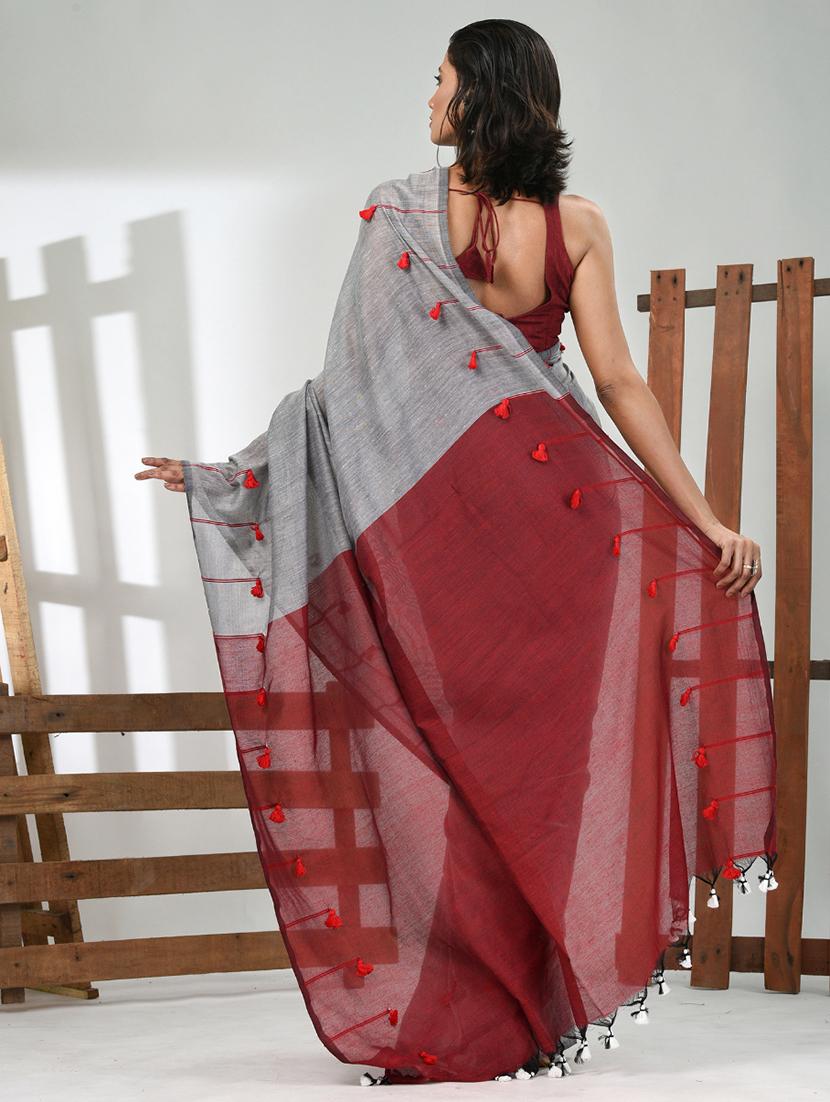 women grey handloom saree with blouse - 21839875 - Standard Image - 3