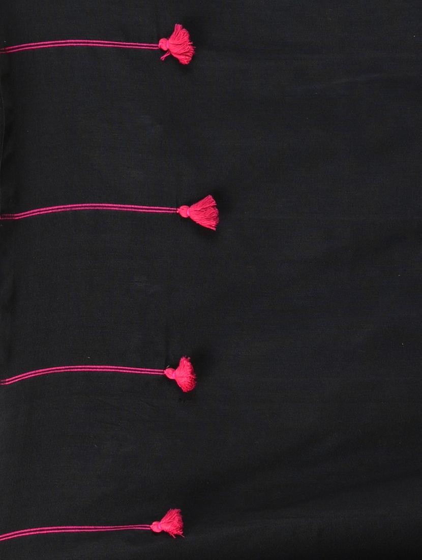 women black handloom saree with blouse - 21839878 - Standard Image - 5