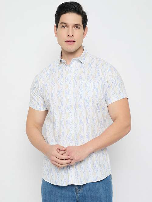 men printed short sleeve slim fit casual shirt - 21840130 -  Standard Image - 0