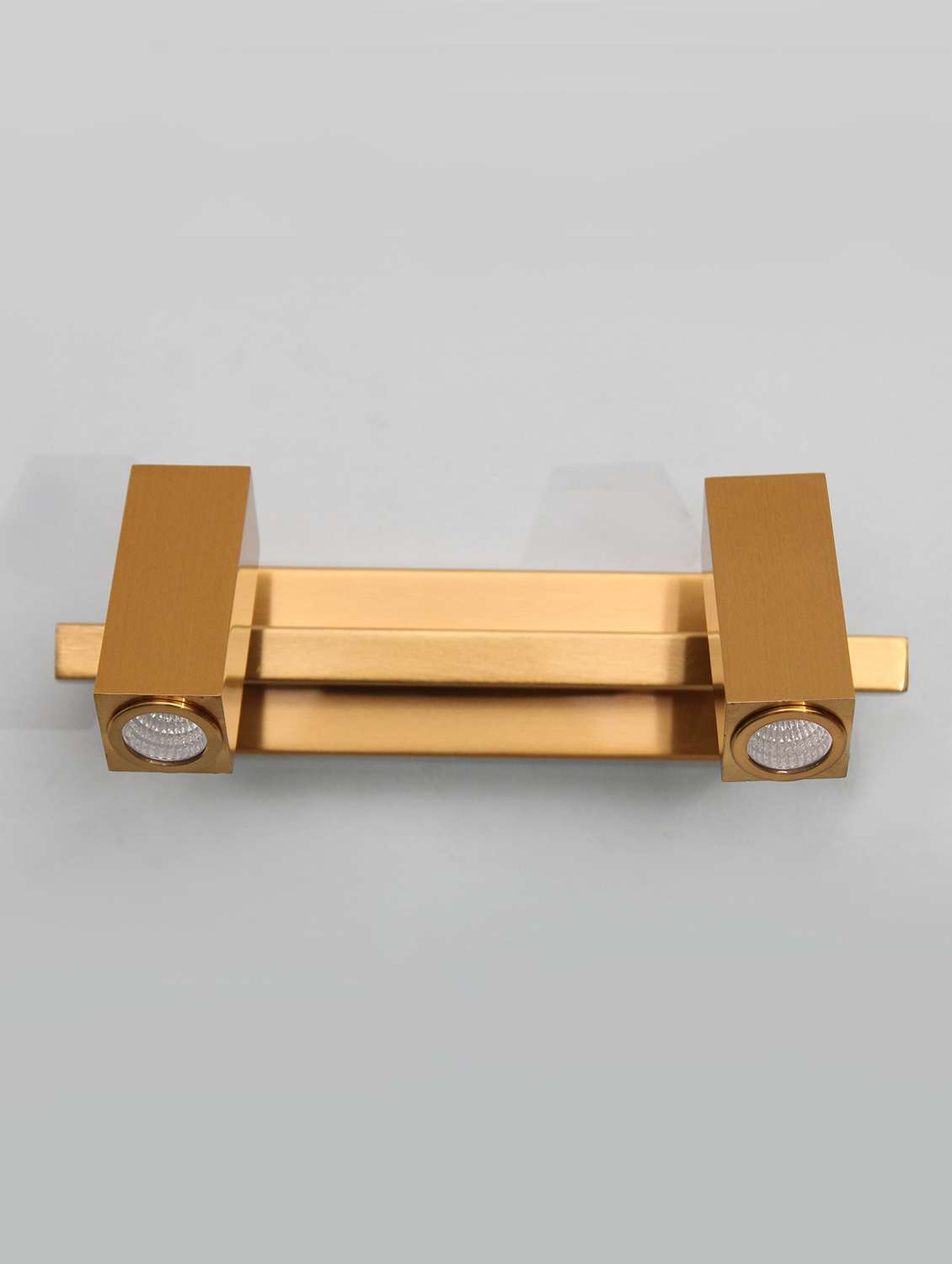 modern brass finish dual-head led wall mounted picture light - 21840138 -  Standard Image - 3