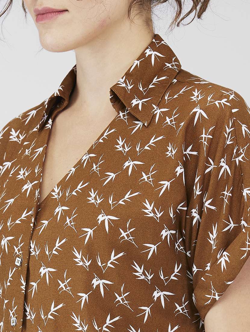 women printed collared regular shirt - 21840201 - Standard Image - 3