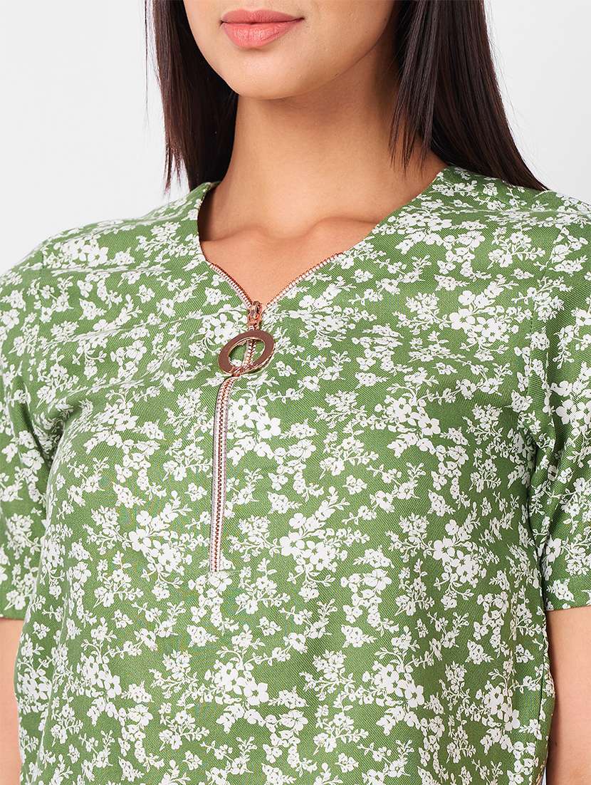 women floral printed short sleeves regular top - 21840780 -  Standard Image - 3
