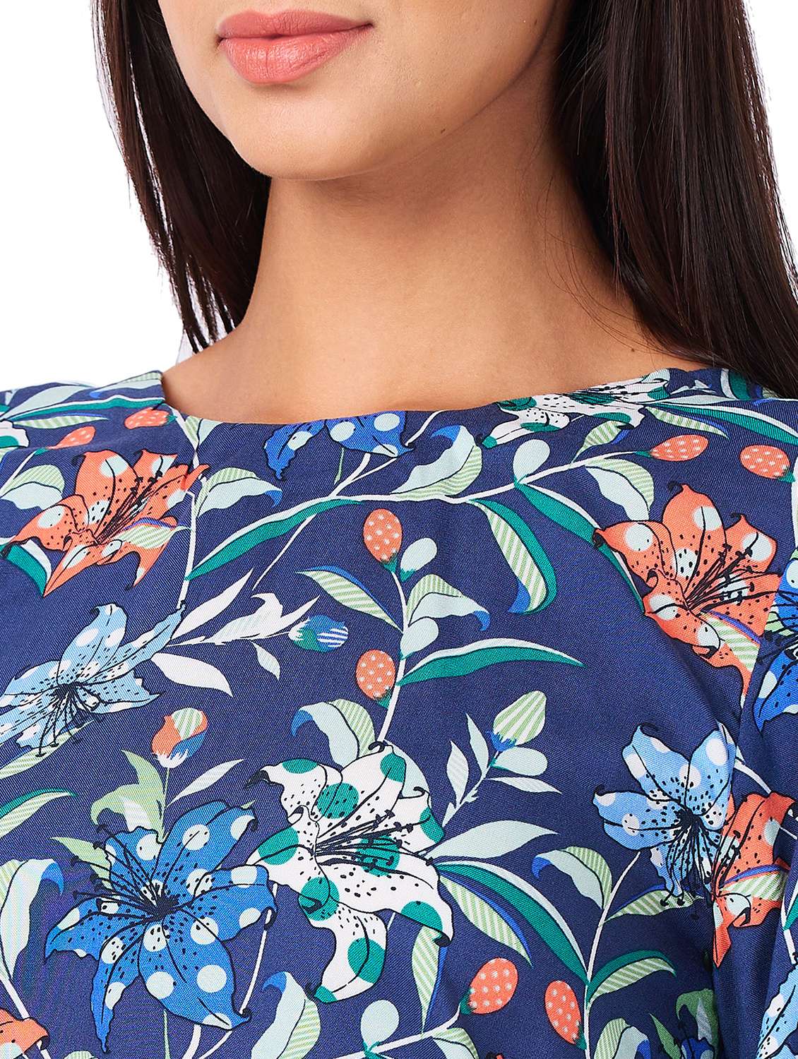 women floral printed long sleeves backless top - 21840933 - Standard Image - 3