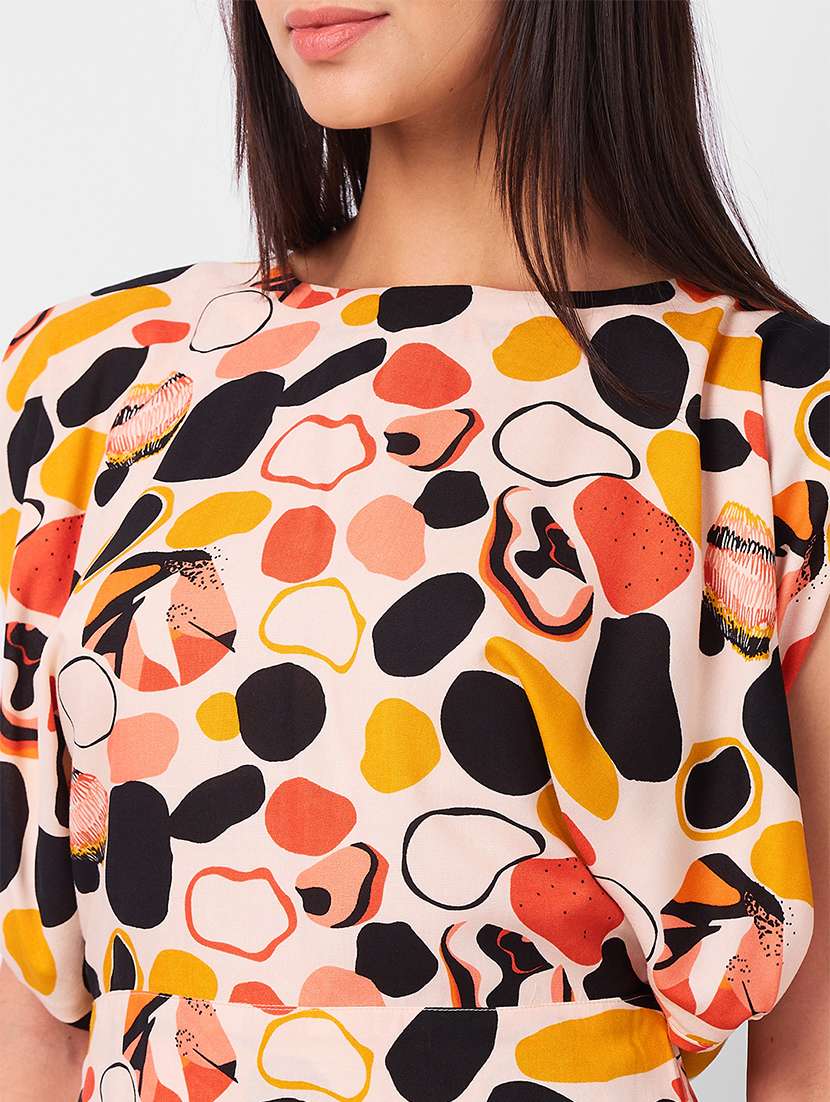 women printed sleeveless back tie up top - 21840935 -  Standard Image - 3