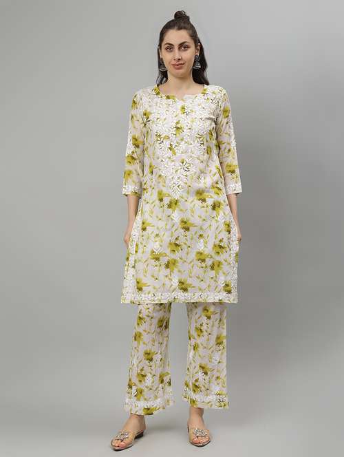 women chikankari three quarter sleeve kurta pant set - 21841528 -  Standard Image - 0