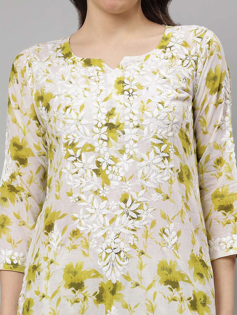 women chikankari three quarter sleeve kurta pant set - 21841528 -  Standard Image - 5