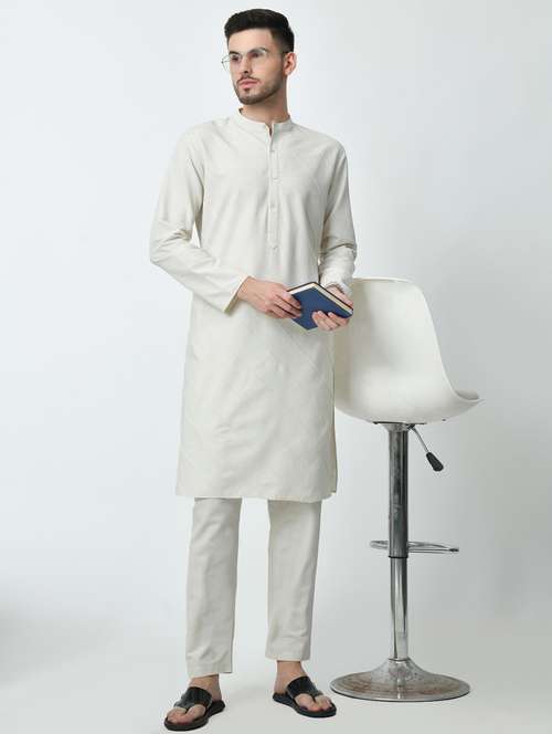 men solid mandarin neck long kurta - 21841530 - Standard Image - 0