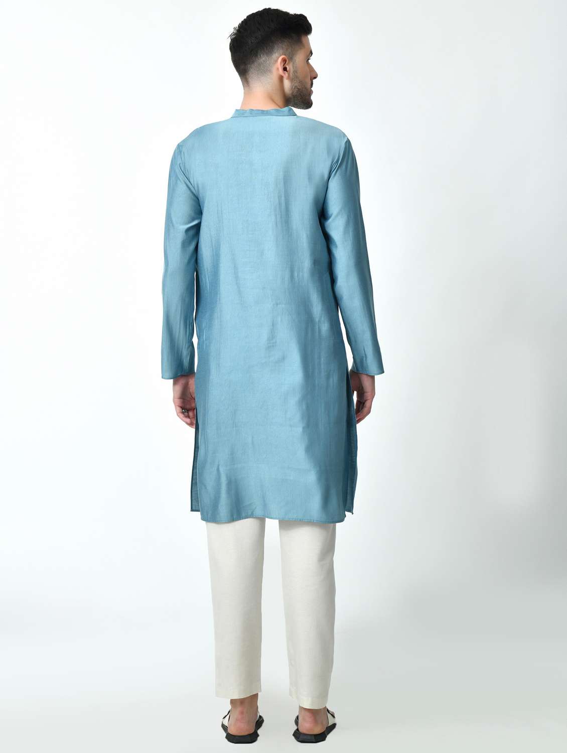men solid mandarin neck long kurta - 21841533 - Standard Image - 3