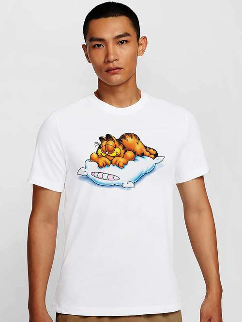 men white round neck regular fit t-shirt - 21841733 -  Standard Image - 0