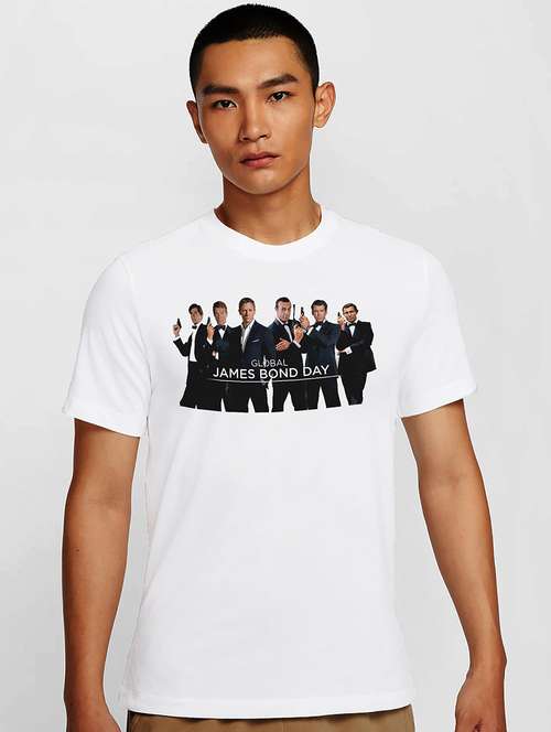 men white round neck regular fit t-shirt - 21841749 -  Standard Image - 0