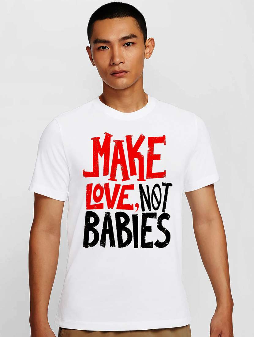 men white round neck regular fit t-shirt - 21841937 -  Zoom Image - 0