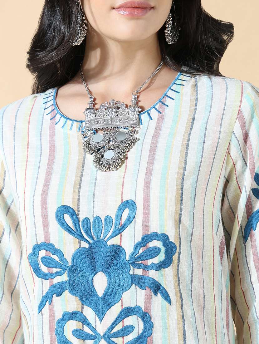 women embroidered three quarter sleeve kurta pant set - 21842948 -  Standard Image - 5