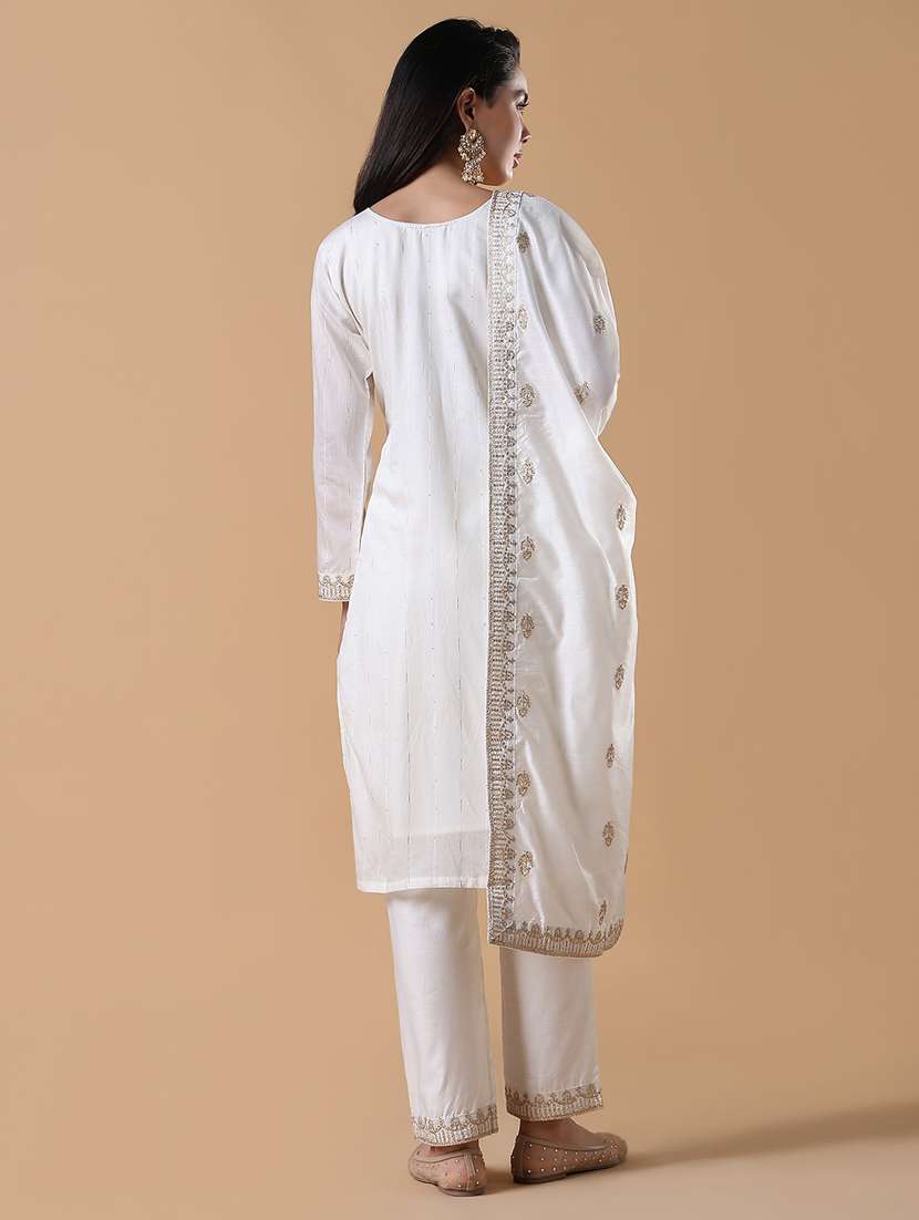 women three quarter sleeve kurta pant with dupatta set - 21842963 -  Standard Image - 3