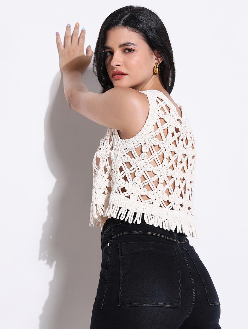 women sleeveless crochet crop top