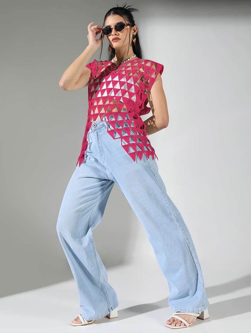 women solid sleeveless cut out detailed top - 21843020 - Standard Image - 5